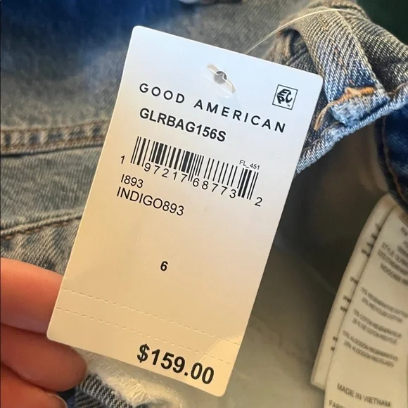 Good American Good Standard Baggy Jeans, size 6 - Picture 7 of 9